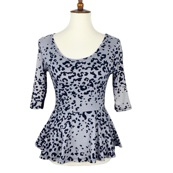 M NEW Dots Gray Black Leopard Print Half Sleeve Mesh Lace Back Peplum Tee Top - Picture 2 of 7